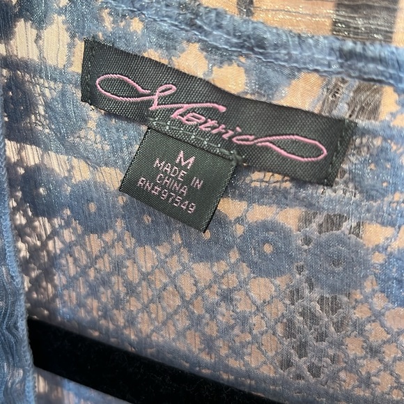 Sleeveless elegant shawl size medium - Picture 5 of 8